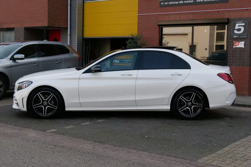 Mercedes-Benz C-Klasse 180 Business Solution AMG.pano.leder. uit 2021, foto 4