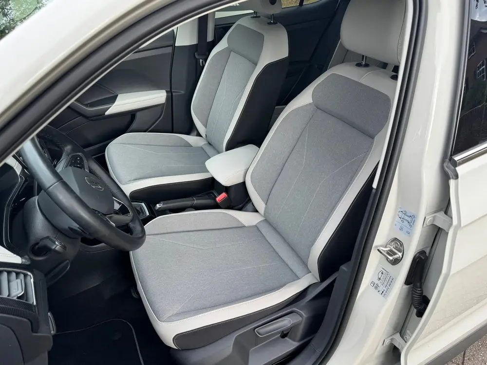 Volkswagen T-Cross 1.5 TSI Style Automaat uit 2024, foto 4