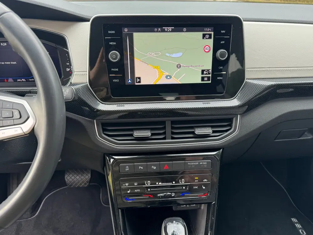 Volkswagen T-Cross 1.5 TSI Style Automaat uit 2024, foto 9