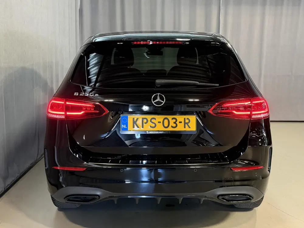 Mercedes-Benz B-Klasse 250 e AMG Line 18'' uit 2021, foto 8