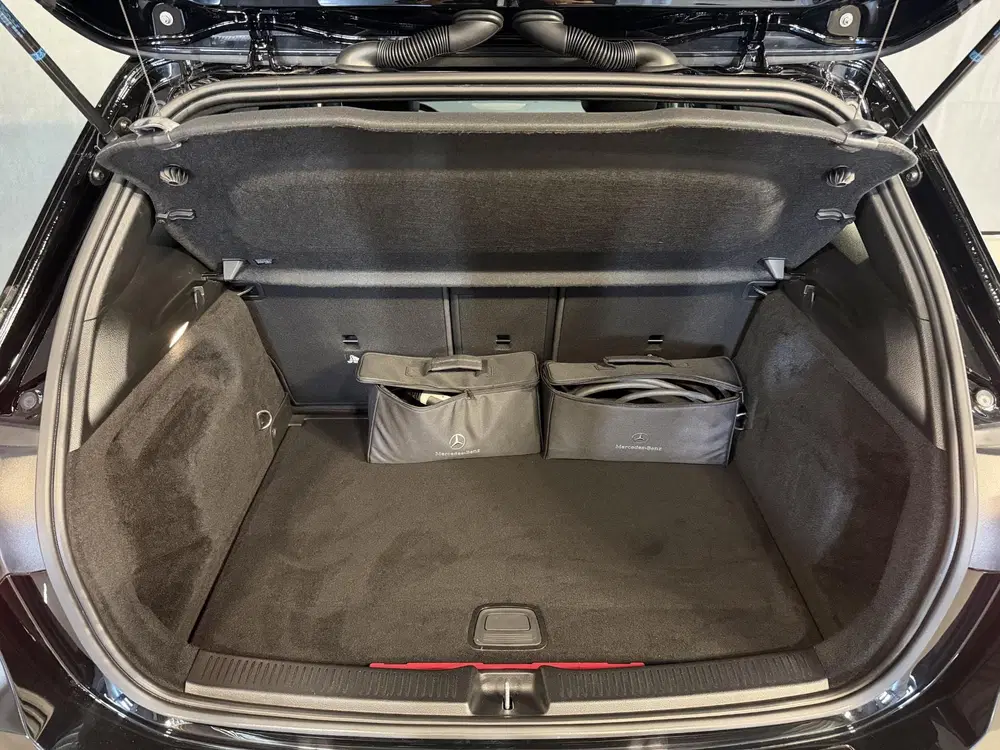 Mercedes-Benz B-Klasse 250 e AMG Line 18'' uit 2021, foto 9