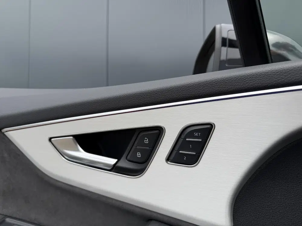 Audi Q7 55 TFSI e quattro Pro Line S 21" uit 2020, foto 15
