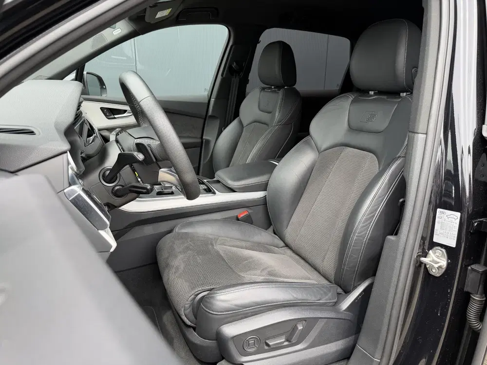 Audi Q7 55 TFSI e quattro Pro Line S 21" uit 2020, foto 7