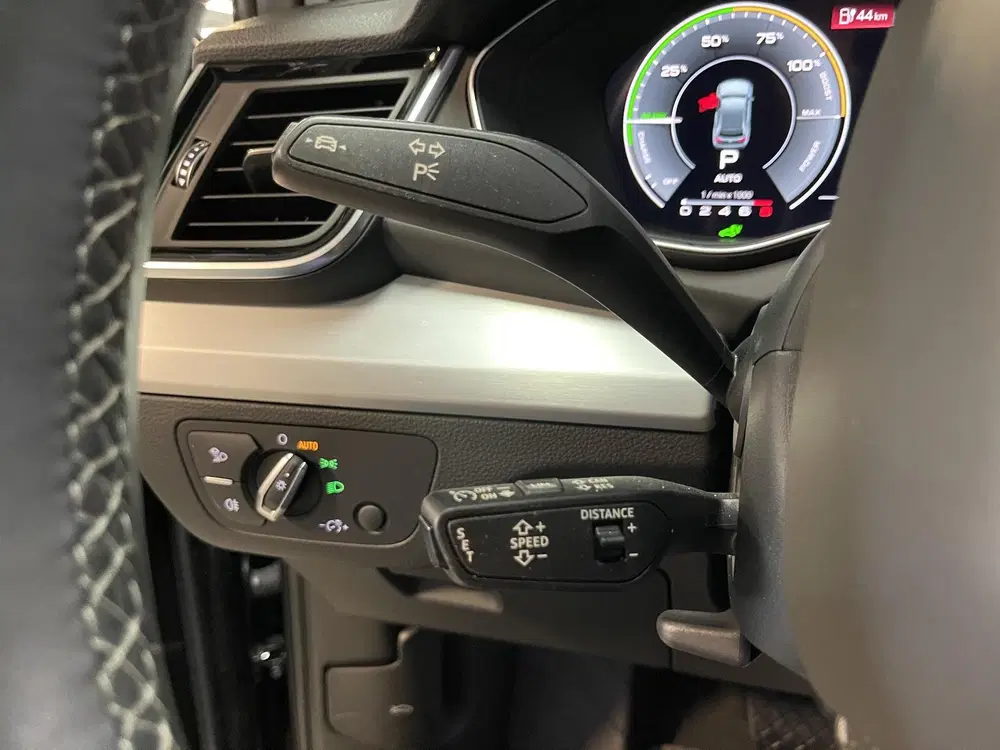 Audi Q5 55 TFSI e S edition Competition 19" uit 2022, foto 13