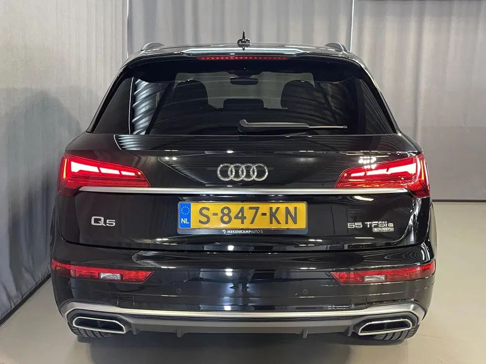 Audi Q5 55 TFSI e S edition Competition 19" uit 2022, foto 8