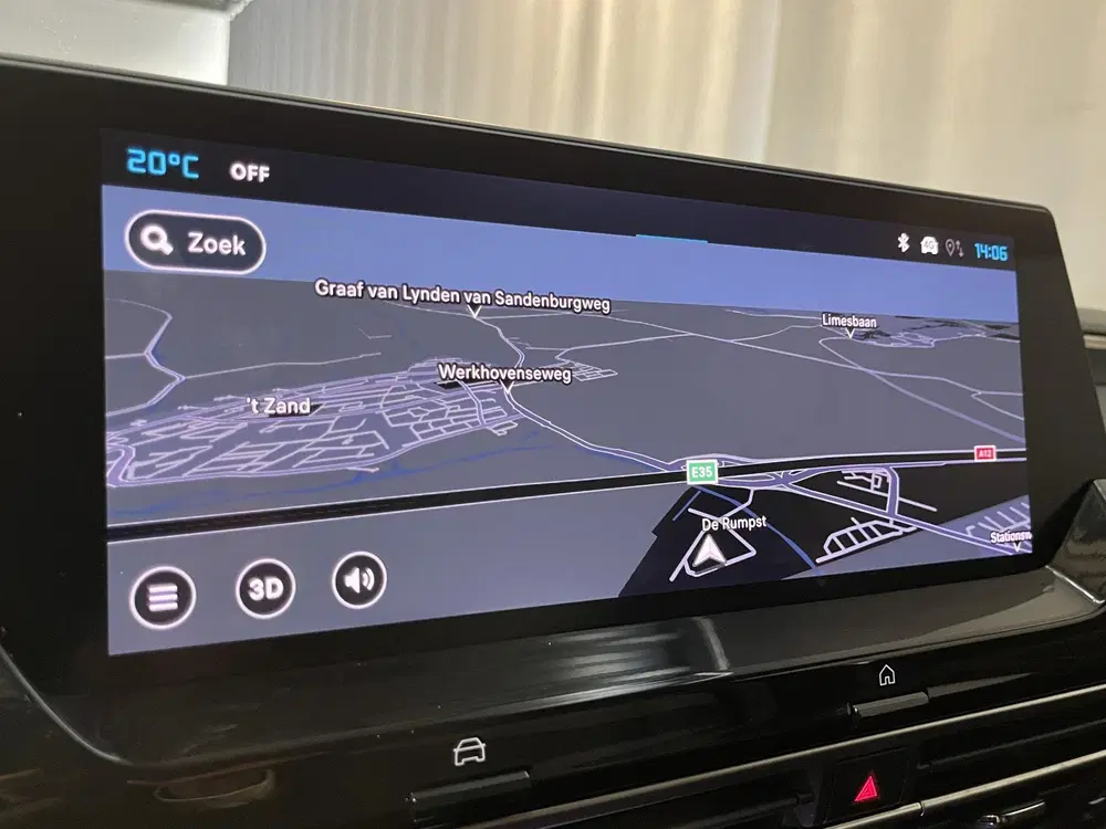 Citroën C5 X Citroen C5 X 1.6 Plug-in Hybrid Shine 19'' uit 2024, foto 18