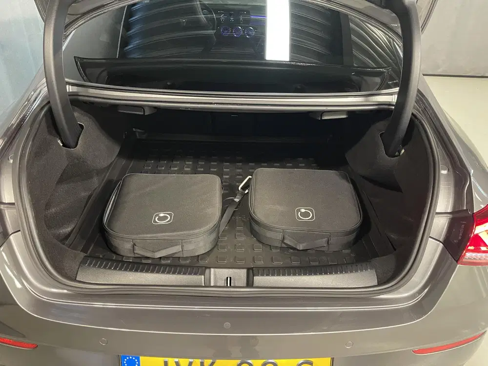 Mercedes-Benz CLA 250 e AMG Line 19" uit 2023, foto 10