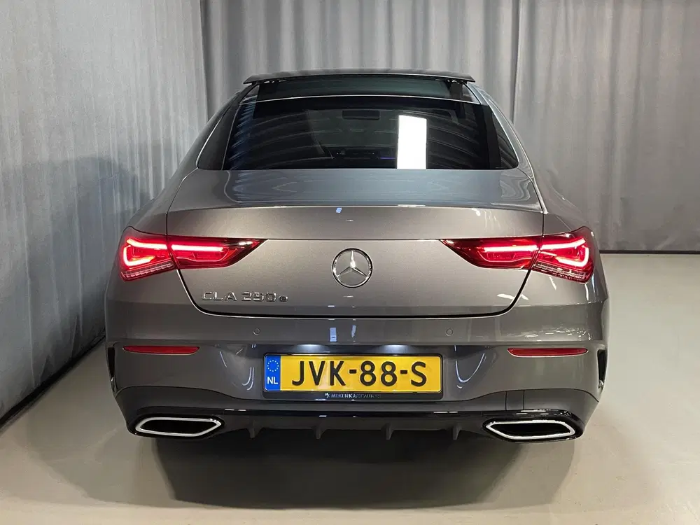 Mercedes-Benz CLA 250 e AMG Line 19" uit 2023, foto 9