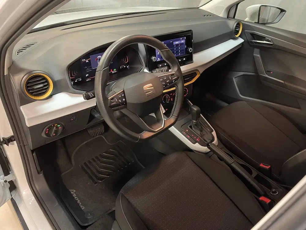 SEAT Arona 1.0 TSI Style 16" uit 2024, foto 20