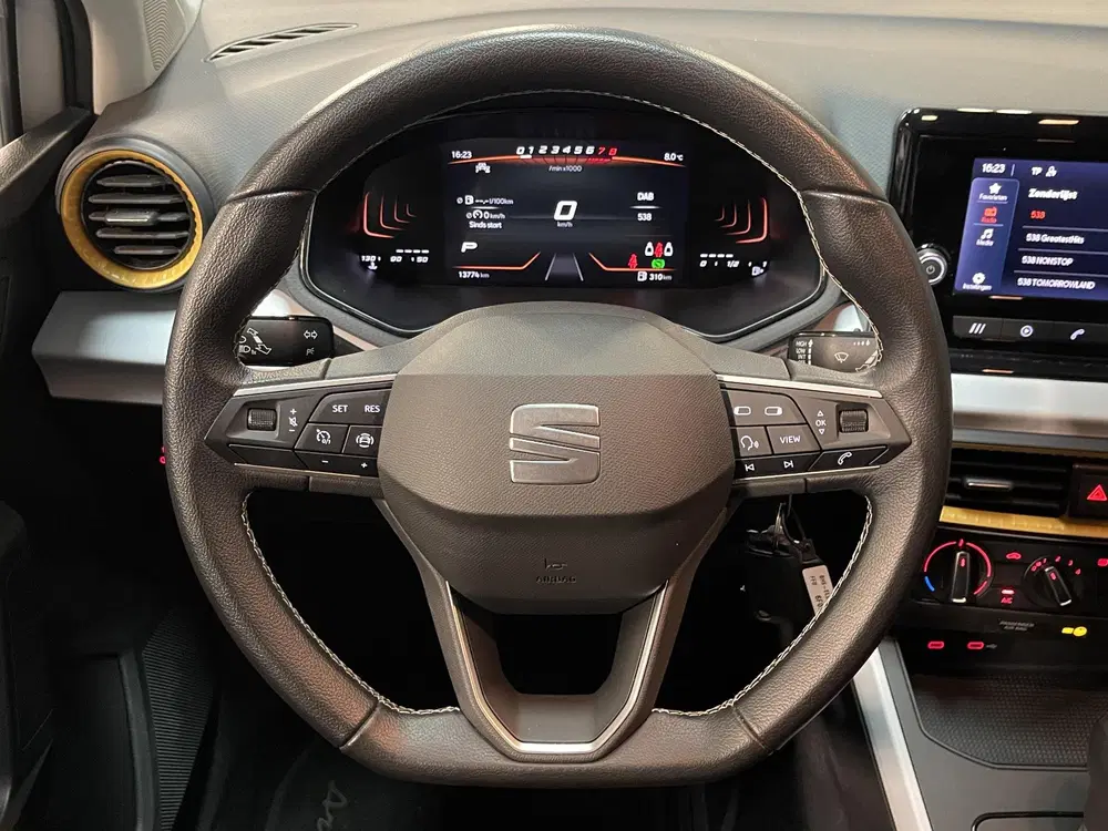 SEAT Arona 1.0 TSI Style 16" uit 2024, foto 5