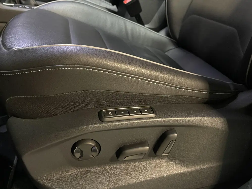 Volkswagen Tiguan 1.4 TSI eHybrid R-Line Business+ FABRIEKSG uit 2023, foto 14