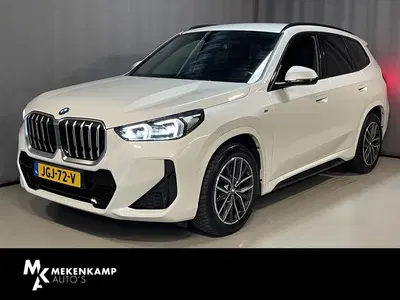 BMW X1 sDrive18i M Sport Shadow Line 18" uit 2023