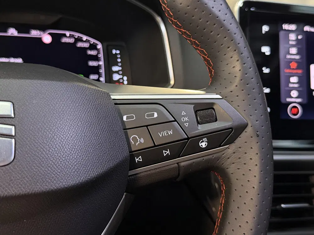 SEAT Tarraco 1.4 TSI e-Hybrid PHEV FR Business Intense uit 2021, foto 17
