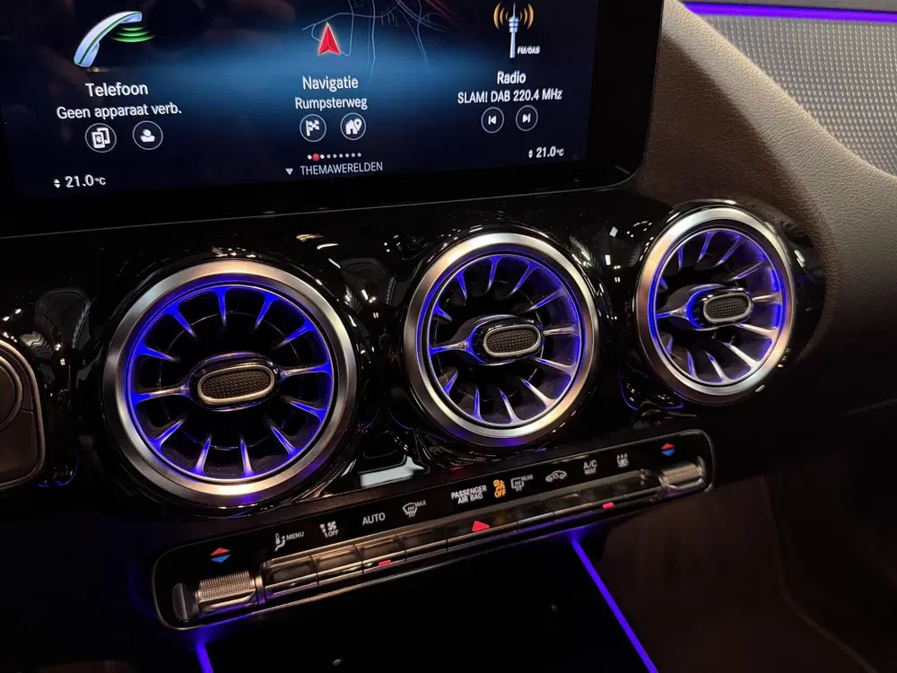Mercedes-Benz GLA 250 e Business Solution Luxury Limi uit 2022, foto 19