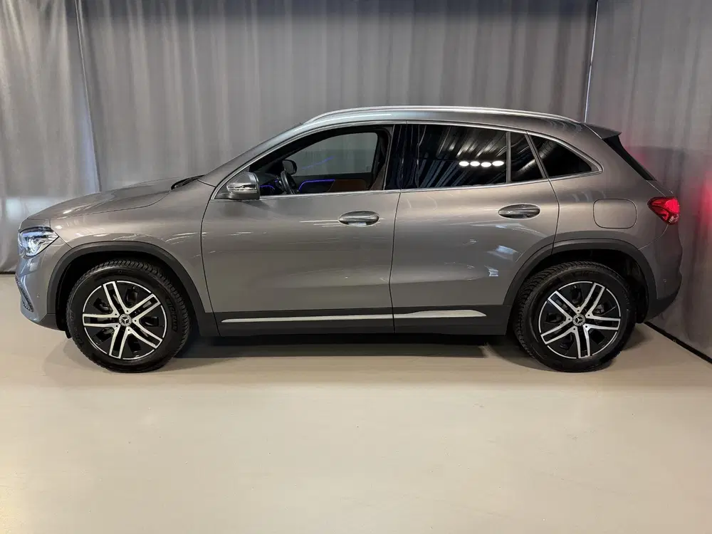 Mercedes-Benz GLA 250 e Business Solution Luxury Limi uit 2022, foto 4