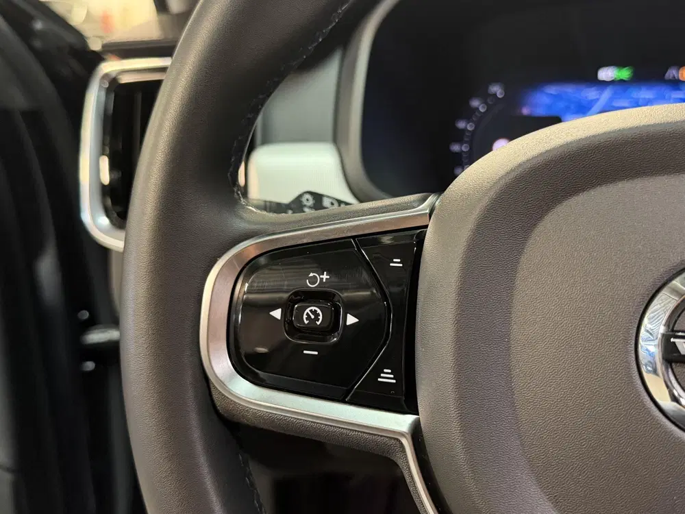 Volvo V90 2.0 T6 PHEV AWD Plus Bright 19" uit 2023, foto 14