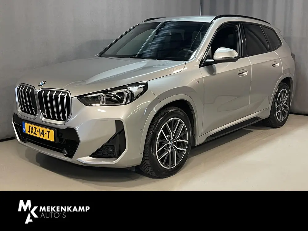 BMW X1 sDrive18i M Sport Shadow Line 18" uit 2025