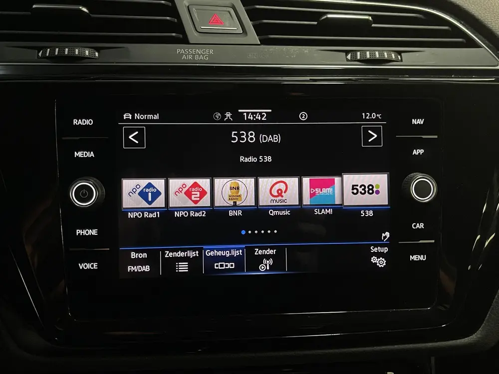Volkswagen Touran 1.5 TSI Highline 7p 16"/Stoel + stuurverwa uit 2021, foto 18