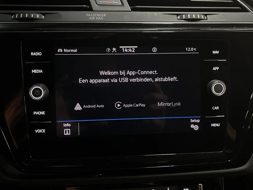 Volkswagen Touran 1.5 TSI Highline 7p 16"/Stoel + stuurverwa uit 2021, foto 19