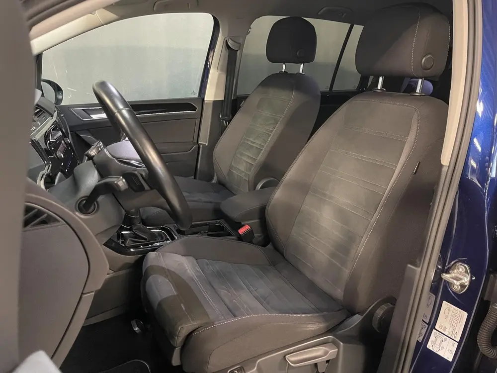 Volkswagen Touran 1.5 TSI Highline 7p 16"/Stoel + stuurverwa uit 2021, foto 7
