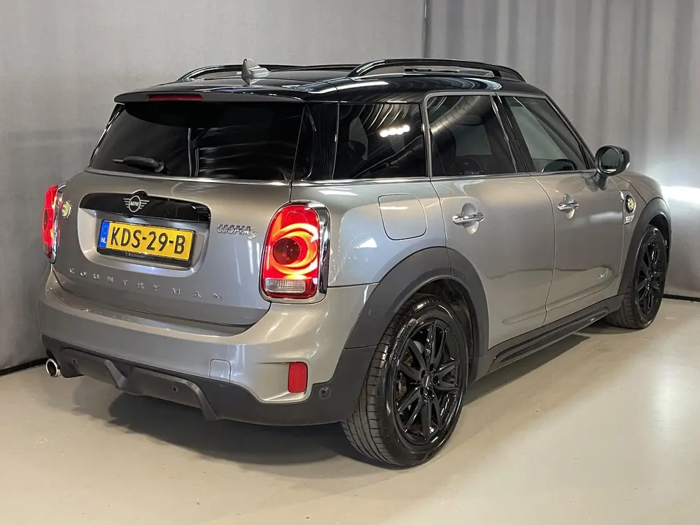 Mini Countryman 1.5 Cooper S E ALL4 John Cooper Works 18"/Pa uit 2019, foto 2
