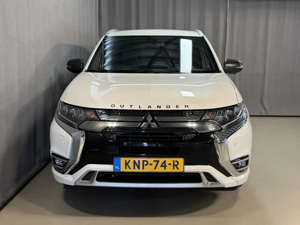 Mitsubishi Outlander 2.4 PHEV Instyle 18" uit 2021, foto 17