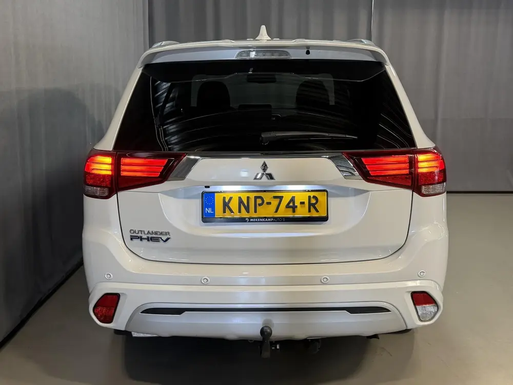 Mitsubishi Outlander 2.4 PHEV Instyle 18" uit 2021, foto 8