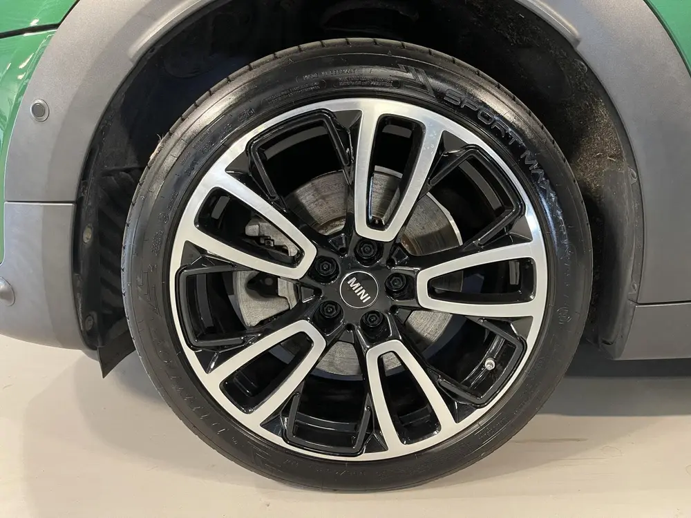 Mini Countryman 1.5 Cooper S E ALL4 Salt John Cooper Works 1 uit 2019, foto 20