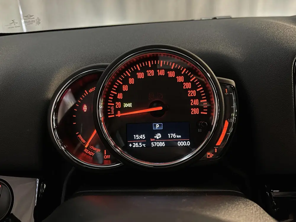 Mini Countryman 1.5 Cooper S E ALL4 Salt John Cooper Works 1 uit 2019, foto 6