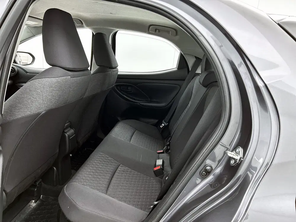 Toyota Yaris 1.5 Hybrid Dynamic Limited uit 2023, foto 16