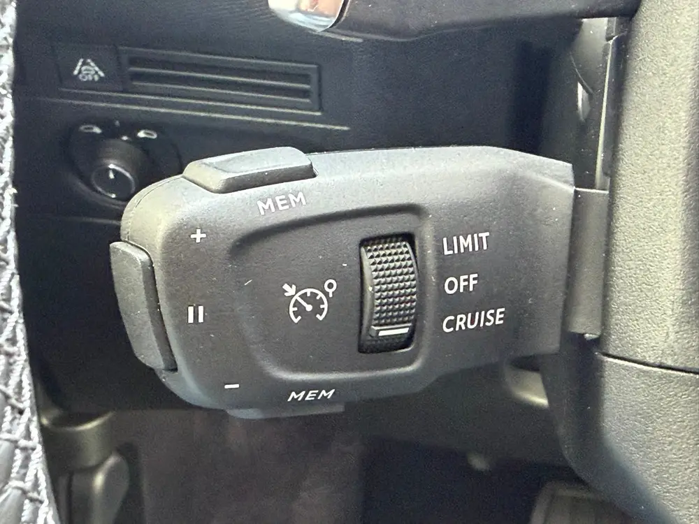 DS Automobiles 3 Crossback DS 3 Crossback 1.2 PureTech So Chic Camera Navigatie Carplay uit 2020, foto 9