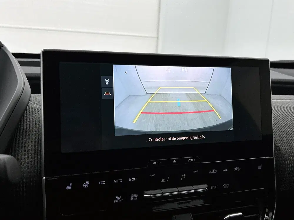 Toyota bZ4X Dynamic 71 kWh uit 2025, foto 11