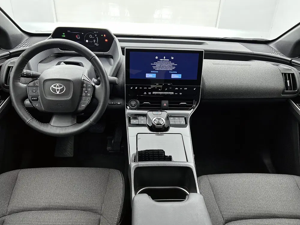 Toyota bZ4X Dynamic 71 kWh uit 2025, foto 5