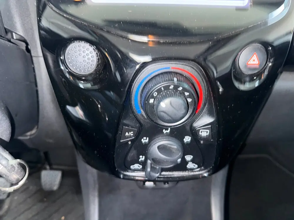 Citroën C1 Citroen C1 1.0 VTi Airscape Feel uit 2019, foto 17