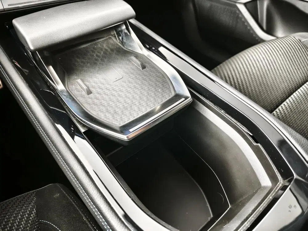 Renault Austral 1.2 E-Tech full hybrid 200 iconic esprit A uit 2024, foto 17