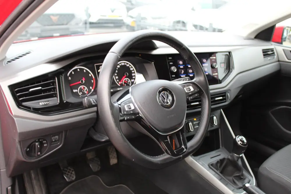 Volkswagen Polo 1.0 MPI Comfortline Business | Recent onderh uit 2019, foto 2