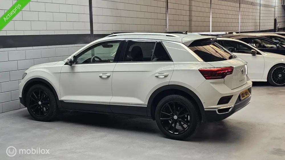 Volkswagen T-Roc 1.5 TSI DSG Automaat Sport Pano uit 2019, foto 10