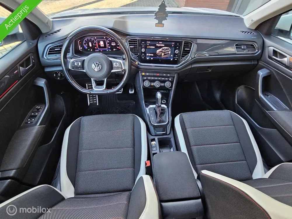 Volkswagen T-Roc 1.5 TSI DSG Automaat Sport Pano uit 2019, foto 13