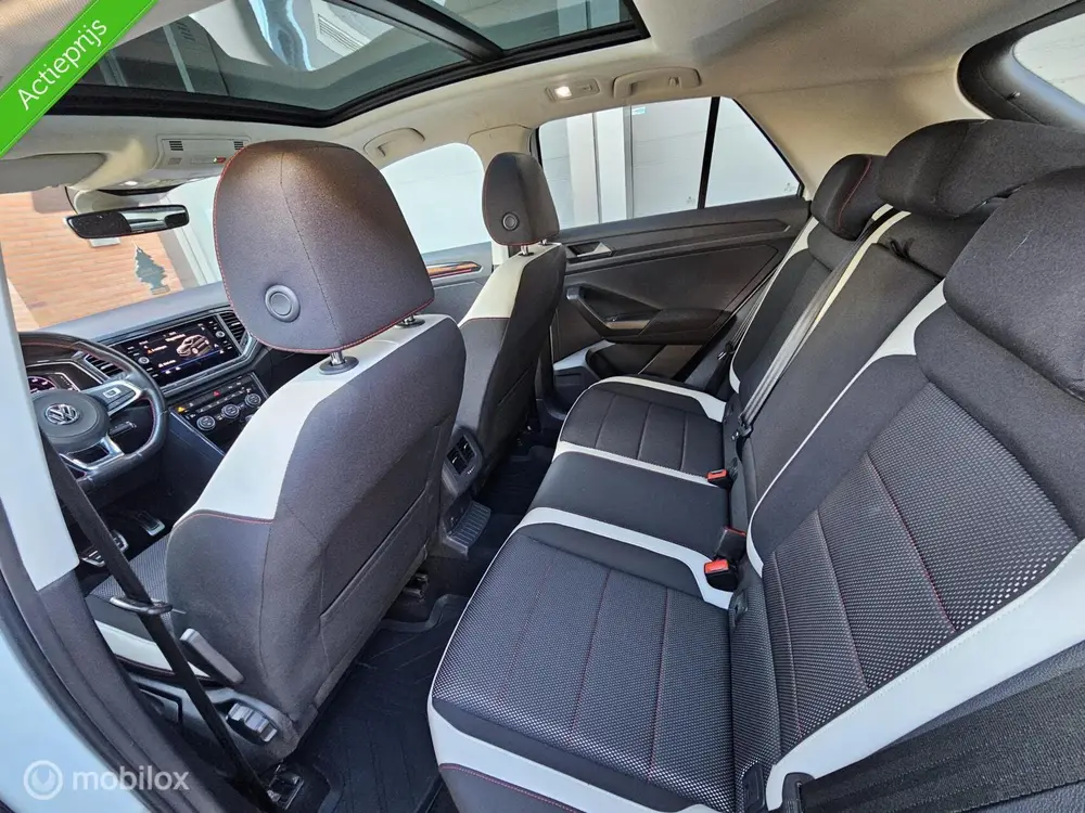 Volkswagen T-Roc 1.5 TSI DSG Automaat Sport Pano uit 2019, foto 15