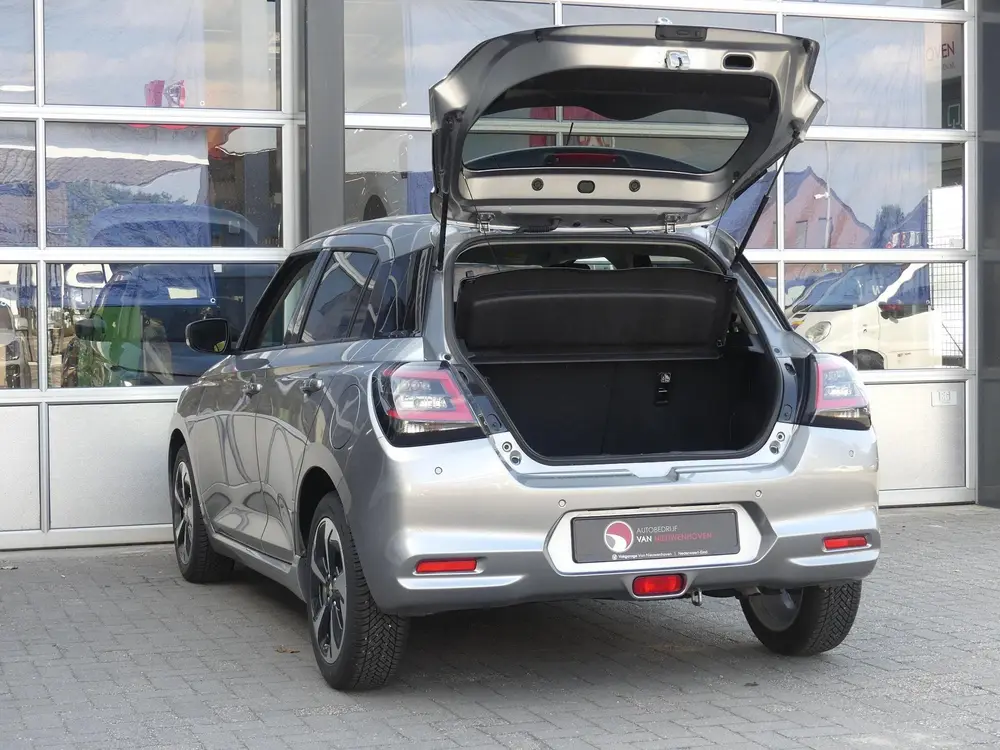 Suzuki Swift 1.2 Style Smart Hybrid *t uit 2025, foto 12