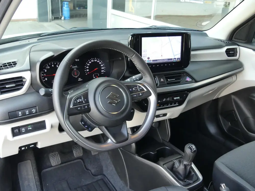 Suzuki Swift 1.2 Style Smart Hybrid *t uit 2025, foto 2