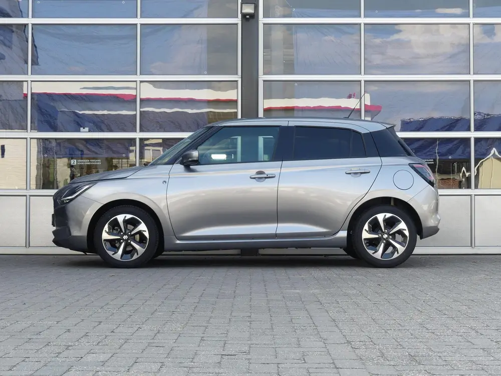 Suzuki Swift 1.2 Style Smart Hybrid *t uit 2025, foto 8
