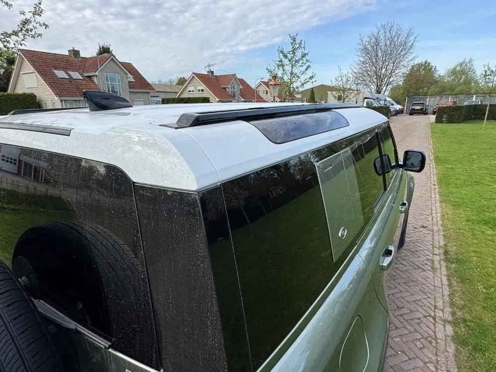 Land Rover Defender P400e 6pers Luchtvering Trekhaak uit 2021, foto 5