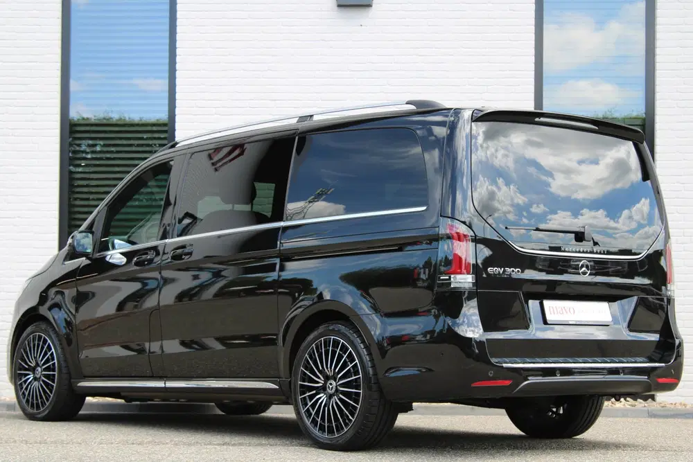 Mercedes-Benz EQV 300 L2 uit 2024, foto 10