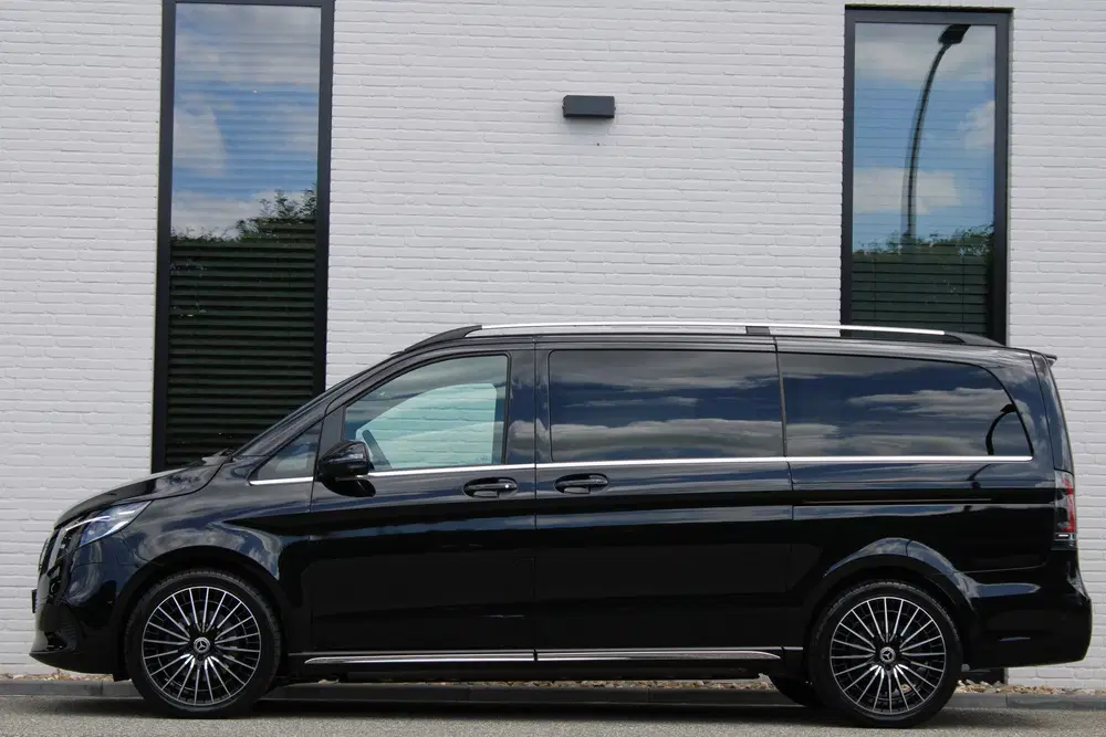 Mercedes-Benz EQV 300 L2 uit 2024, foto 6