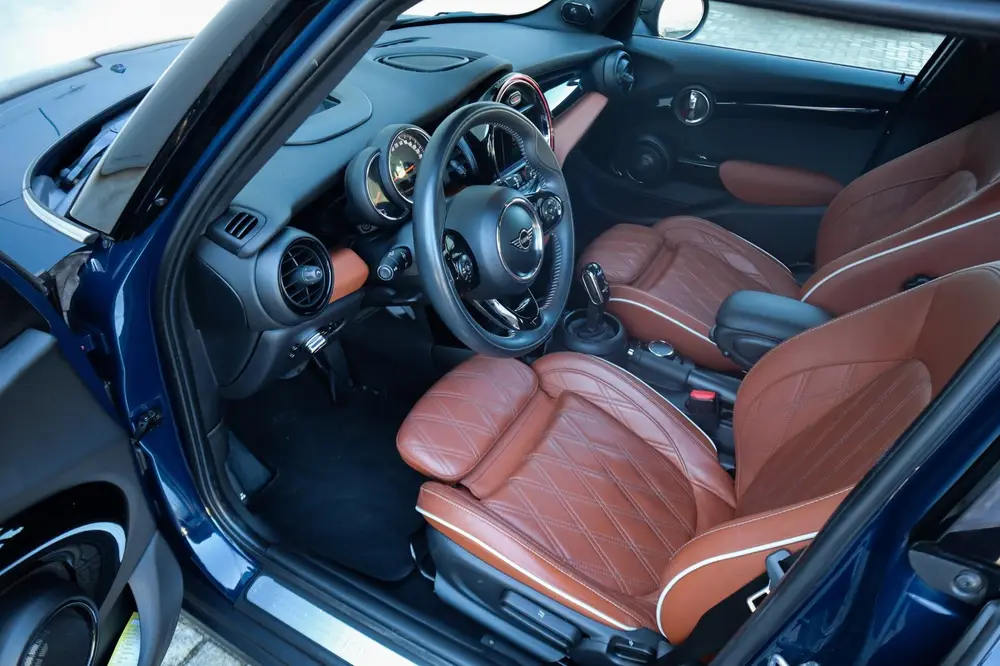 Mini 5-Deurs 1.5 Automaat | Leder | Xenon| H&K | Head uit 2019, foto 17