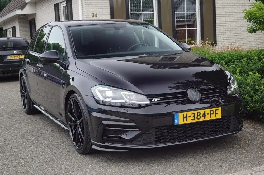 Volkswagen GOLF 1.5 TSI (150pk) DSG R-line LED/Keyless/Camer uit 2020