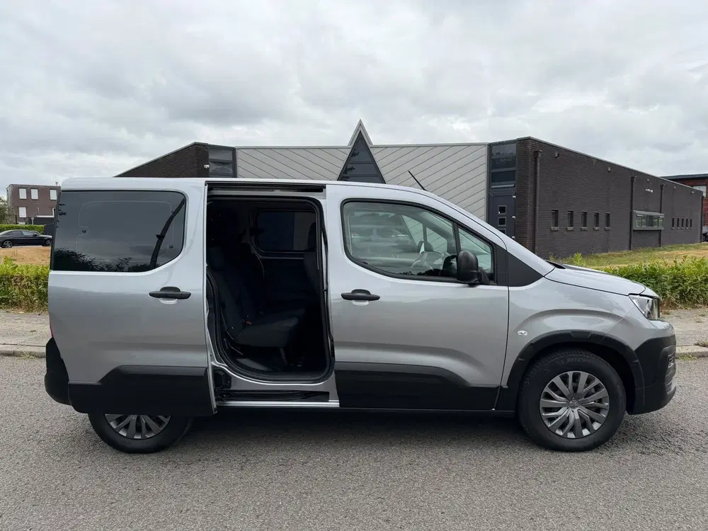 Peugeot Rifter EV Active Pack 50 kWh uit 2023, foto 17