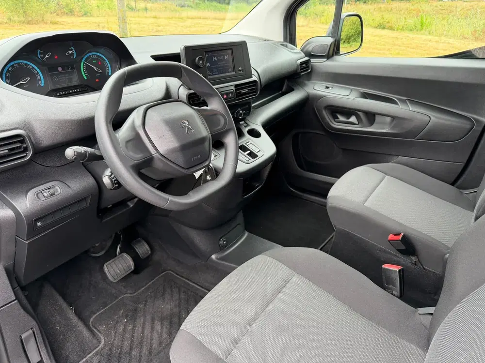 Peugeot Rifter EV Active Pack 50 kWh uit 2023, foto 2