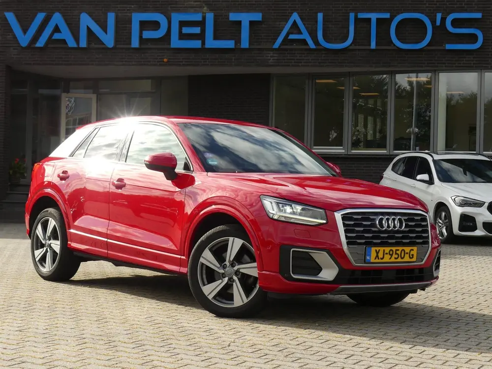 Audi Q2 1.0 TFSI Sport Limited / 18"inch / 2xPdc / Led / Tre uit 2019